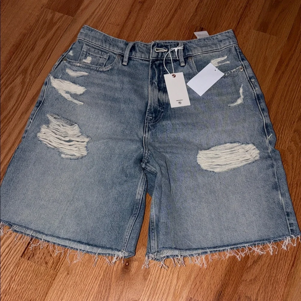 Good American Baggy Distressed Denim Shorts